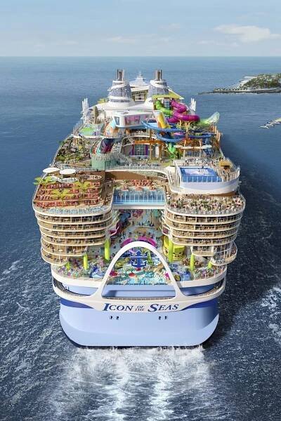 Die Rutsche auf dem Dach ist nur einer von vielen Faktoren, die die „Icon of the Seas“ zu einem gigantischen Vergnügungspark machen
