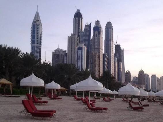 Dubaj staví kilometr vysoký mrakodrap. Nejvyšší budova světa bude plná zahrad a lákadel pro turisty