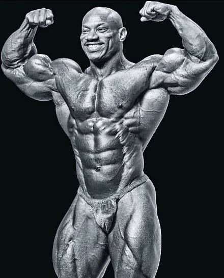 Mr. Olympia Dexter Jackson odpovídá na dotazy čtenářů
