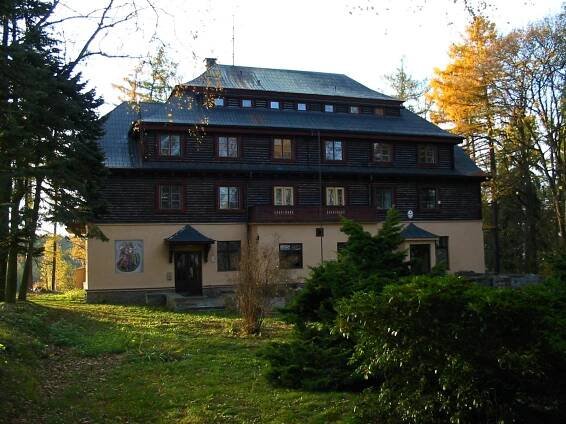 Horský hotel Vavřineček u Domažlic | Databáze domů s historií