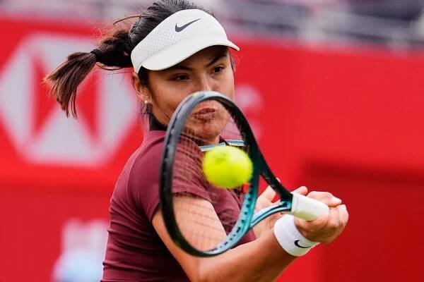 Tenis: Rebecca Šramková vypadla v 2. kole WTA Londýn 2025 (výsledok) | SPORTNET