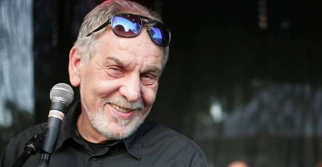 Wabi Daněk řídil sanitku a zklamal rodiče. Co jste nevěděli o folkové legendě?