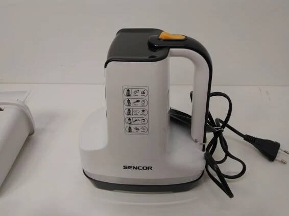 Struhadlo SENCOR SSG 4500WH s výrobníkem zmrzliny 890 Kč