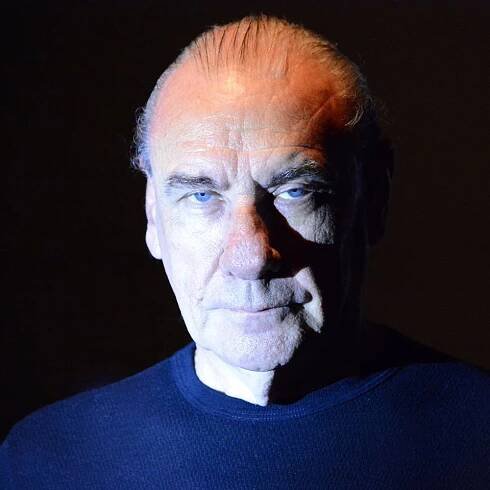 Bill Ward prodá své vybavení