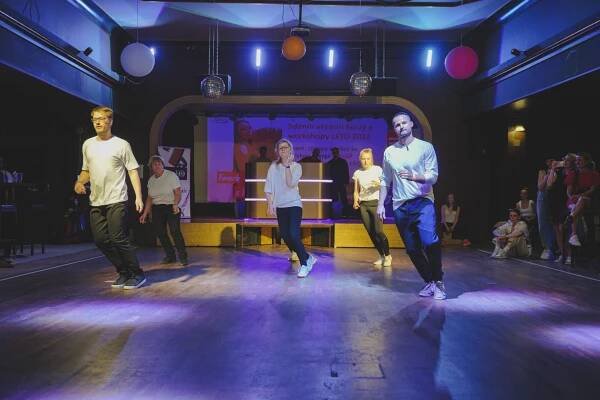 House dance pro začátečníky i pokročilejší Praha, Vinohrady Taneční škola Voila • Firmy.cz