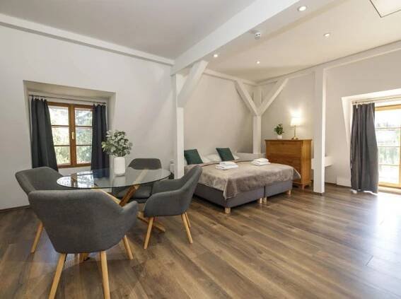 Dvůr Pecínov, Struhařov | Hotel.cz
