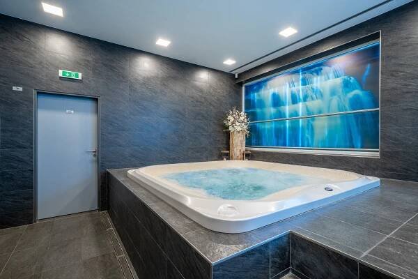 Wellness - dopřejte si chvilku sami pro sebe, Velké Popovice, Hotel u Ledu *** / Wellness