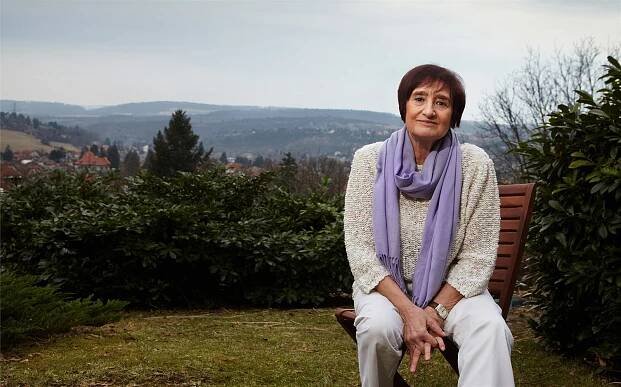 Tahle pandemie se může po nějaké době opakovat, varuje imunoložka Říhová