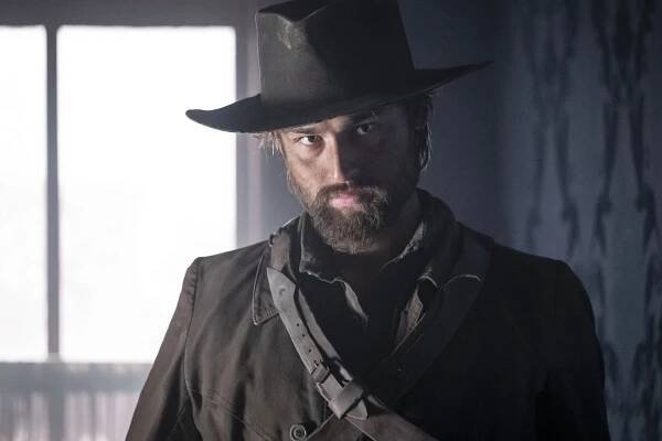 That Dirty Black Bag’s Douglas Booth on playing a killer and his love for spaghetti Westerns