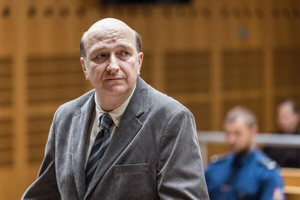 Matematika zločinu odhaluje pokřivenost české justice: V seriálu podle skutečnosti je Jiří Bartoška za zlouna - Expres FM