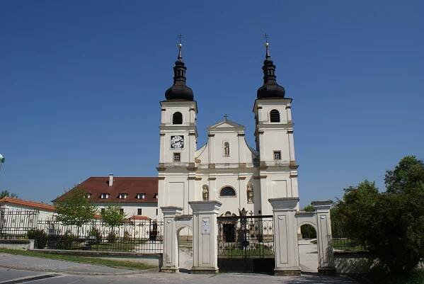 Uherský Brod – dominikánský... - Klášter