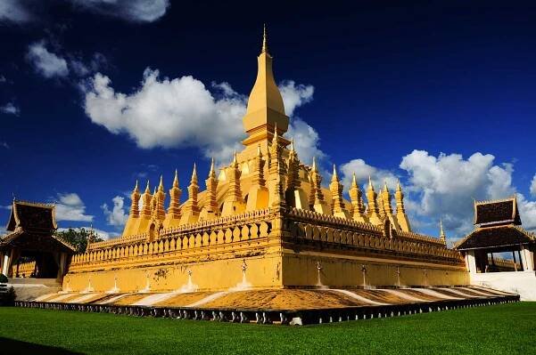 pha_that_luang_vientiane_laos