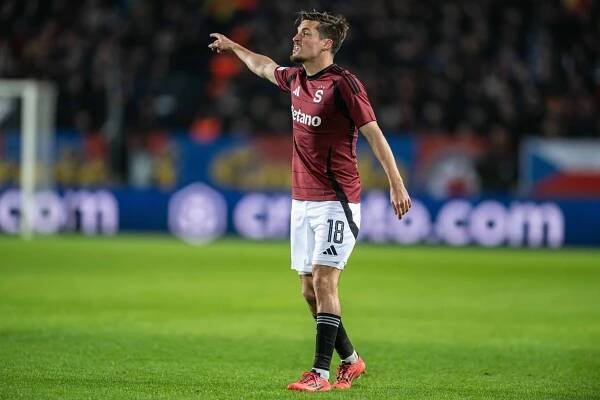 Spartu čeká v Leverkusenu poslední zápas Ligy mistrů. ‚Chceme tady zanechat dobrý dojem,‘ říká Sadílek