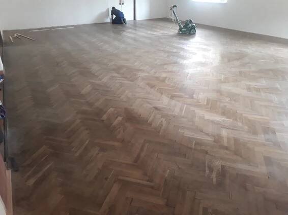 RENOVACE PARKET KULTURNÍ DŮM | RENOVACE PARKET PRAHA
