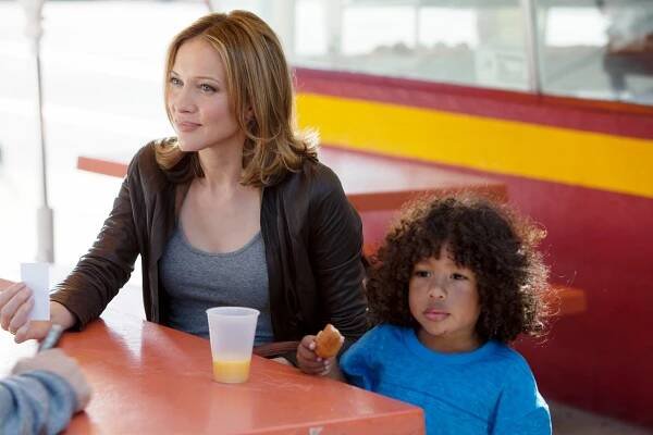 Mistresses - A Kiss Is Just a Kiss? - Z filmu - Kate Beahan