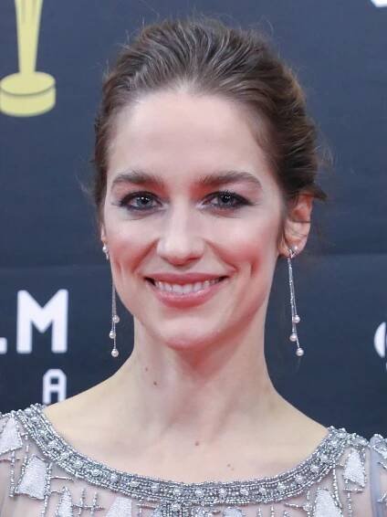 Melanie Scrofano - Actress