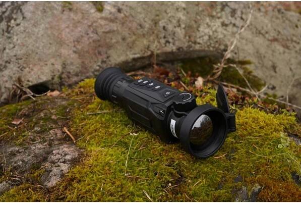 Termovízna predsádka hikmicro thunder te19cr 2.0 - detekcia na 1000 m - termovizna_predsadka_hikmicro_thunder_2.0_