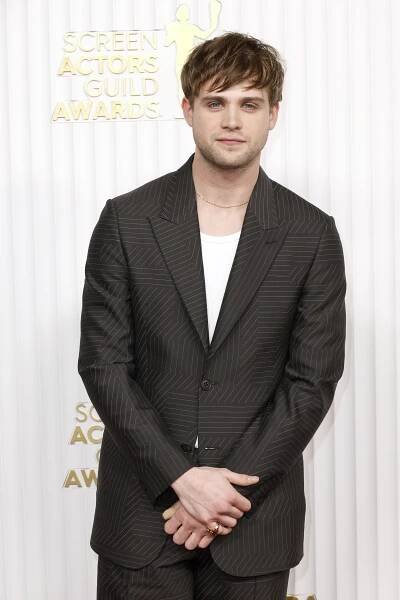 Leo Woodall at the Screen Actors Guild Awards.