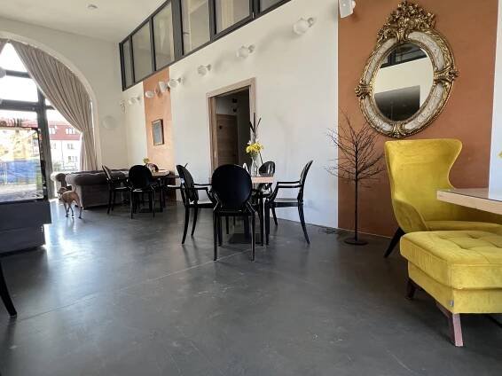 Pozvánka – příjemná kavárna s cukrárnou v Letovicích – Valea Caffé | www.coolbrnoblog.cz
