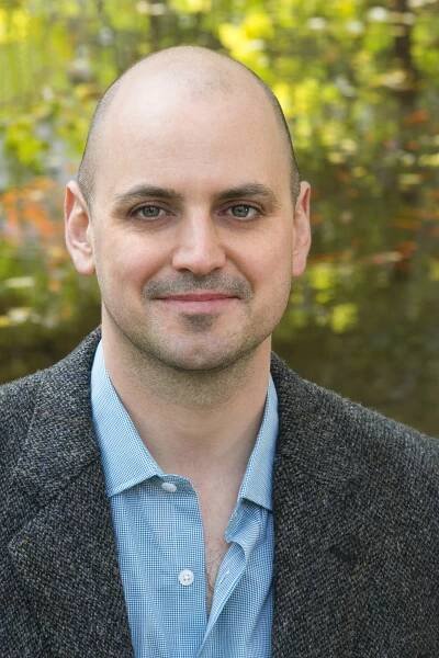 Bio — Matthew Thomas