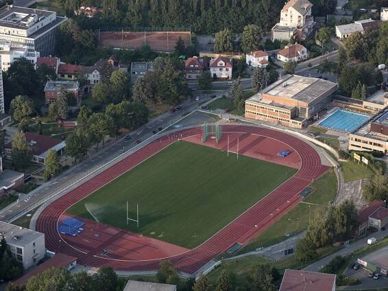 Nové šatny na stadionu umožní pořádat více atraktivních akcí