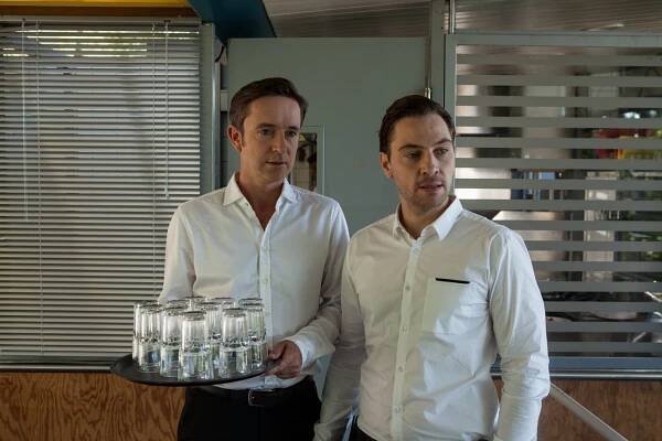 Dr. Klein - Rausch (S01E09) (2014) | Galerie - Z epizody | ČSFD.cz