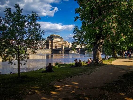 Hvězdy Národního divadla dnes vystoupí na Střeleckém ostrově