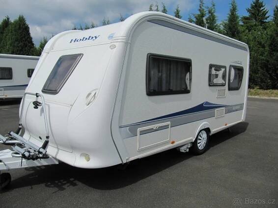 Karavan Hobby 460 UFE, r. v. 2009 + mover, satelit, stan