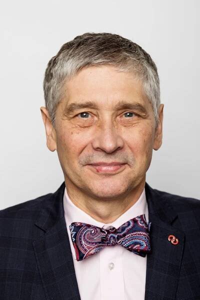Babiš bez soupeře obhájil post šéfa ANO a oznámil konec. Novým „Faltýnkem“ Havlíček