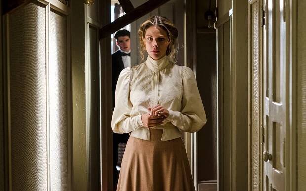 Grand Hotel - Stopa - Z filmu - Yon González, Amaia Salamanca