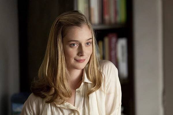 Nějak se to komplikuje - Z filmu - Caitlin Fitzgerald