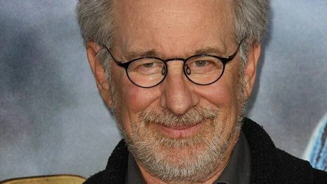 Steven Spielberg obtěžoval turisty na Sardinii a dostal pokutu