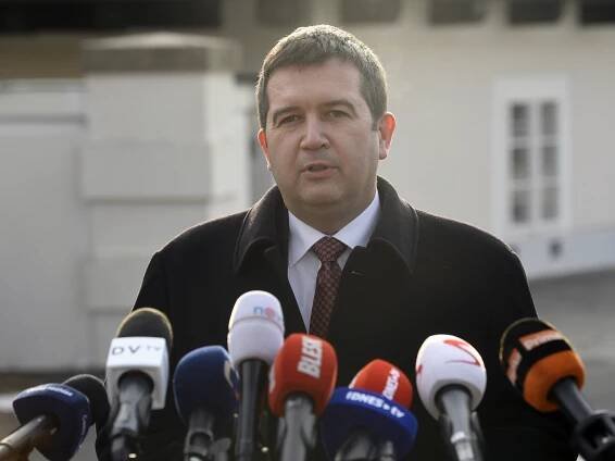 Vedení ČSSD: obsazení pěti ministerstev by bylo důstojné, konkrétní návrhy strana nemá
