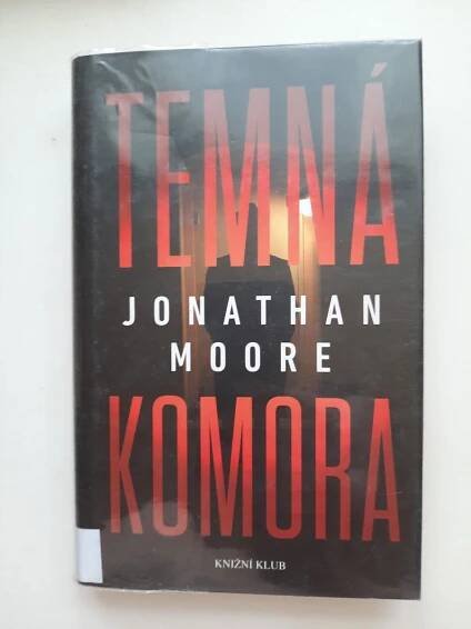 Temná komora - Jonathan Moore - Knihy