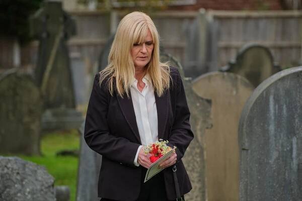 Siobhan Finneran - Protection - Conspiracy - Z filmu