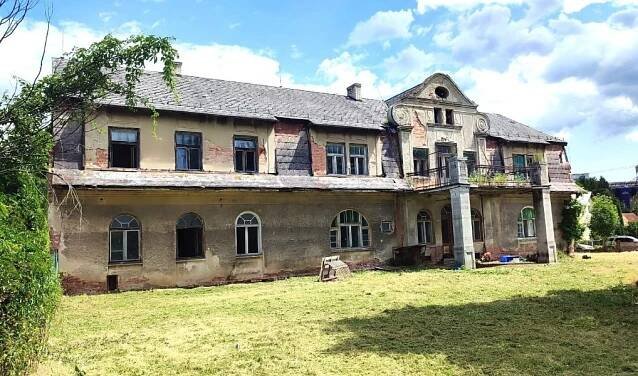 Prodej historické budovy Velká Kraš - Hukovice, | Reality.iDNES.cz 