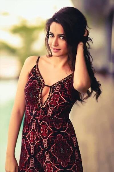 Kriti Kharbanda Height, Biography 2024, Wiki, Age, Net Worth, Boyfriend - Trusted Networth of Famours Ce...