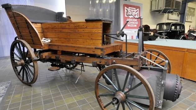 Josef Božek předvedl před 200 lety parovůz. Později však stroj ve vzteku rozbil