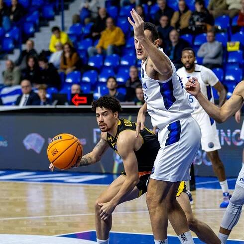 OBRAZEM: Liga mistrů v Opavě bavila. Drama pro Maccabi