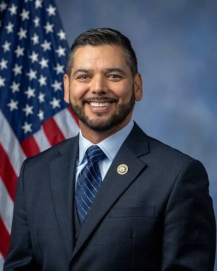 Raul Ruiz (politician)