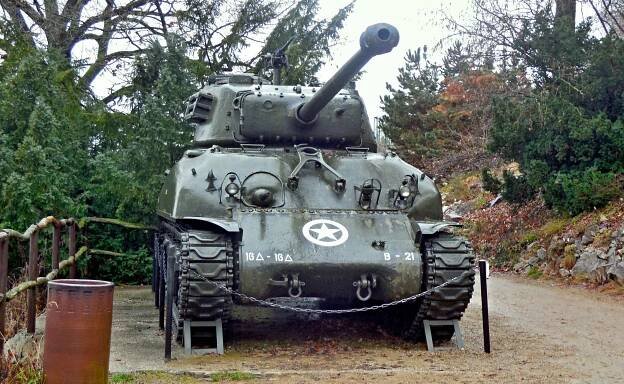 Photos - Tank Sherman - 30.12.2021