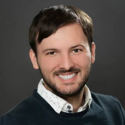 Patrick Ward headshot.