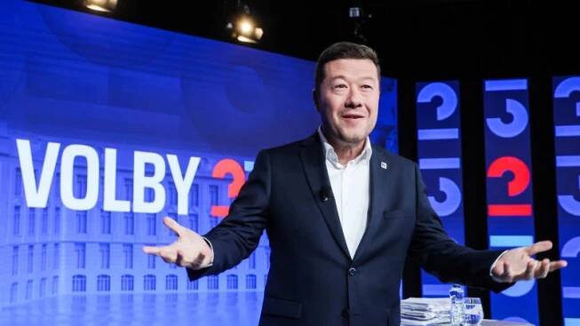 Šéf SPD Tomio Okamura v předvolebním superduelu, 30. září 2025