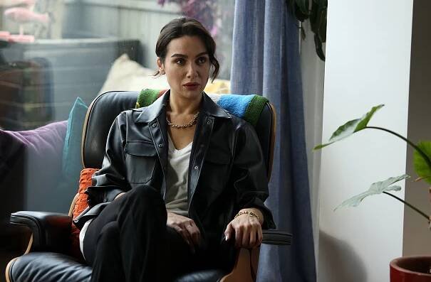 Babil - Episode 2 - Z filmu - Birce Akalay