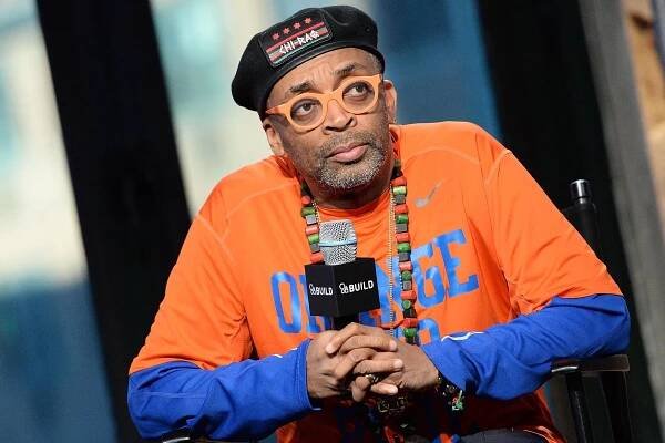 December 6, 2015 | News Headlines | Page Six
