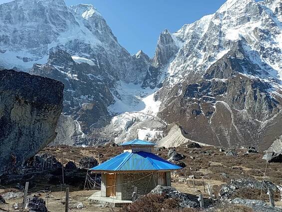 A Guide to Best Kanchenjunga Trek Itineraries | Unveiling the Best Routes and Experiences