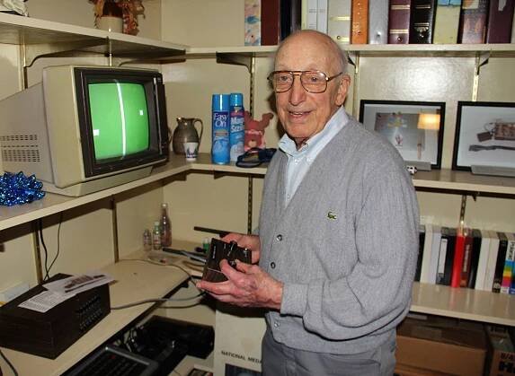 Zemřel Ralph Baer: muž, který vytvořil první herní konzoli na světě a kterého obdivuje Steve Wozniak