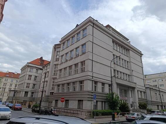 Vyšší odborná škola ekonomických studií a Střední průmyslová škola potravinářských technologií, Praha 2