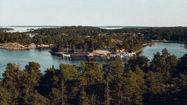 Stockholm archipelago restaurant guide – Rent summer houses & luxury villas in Sweden