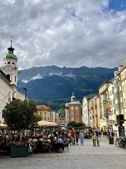 Zwischenstopp in Innsbruck - 1 x Pause Richtung Süden 24